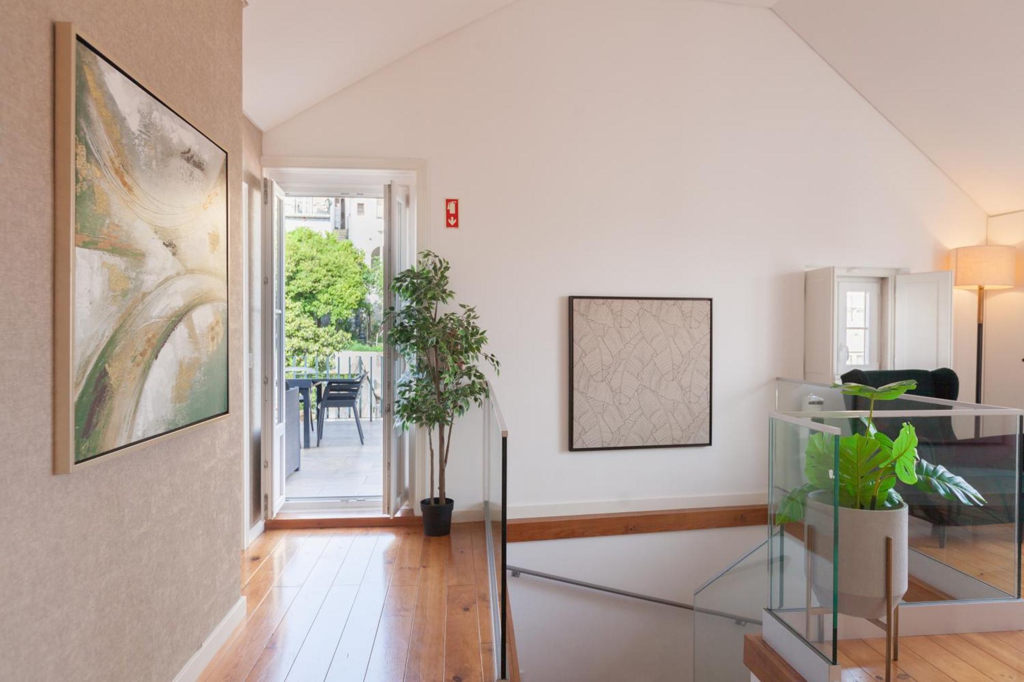 Flh Portas Do Sol Duplex With Terrace * Lissabon